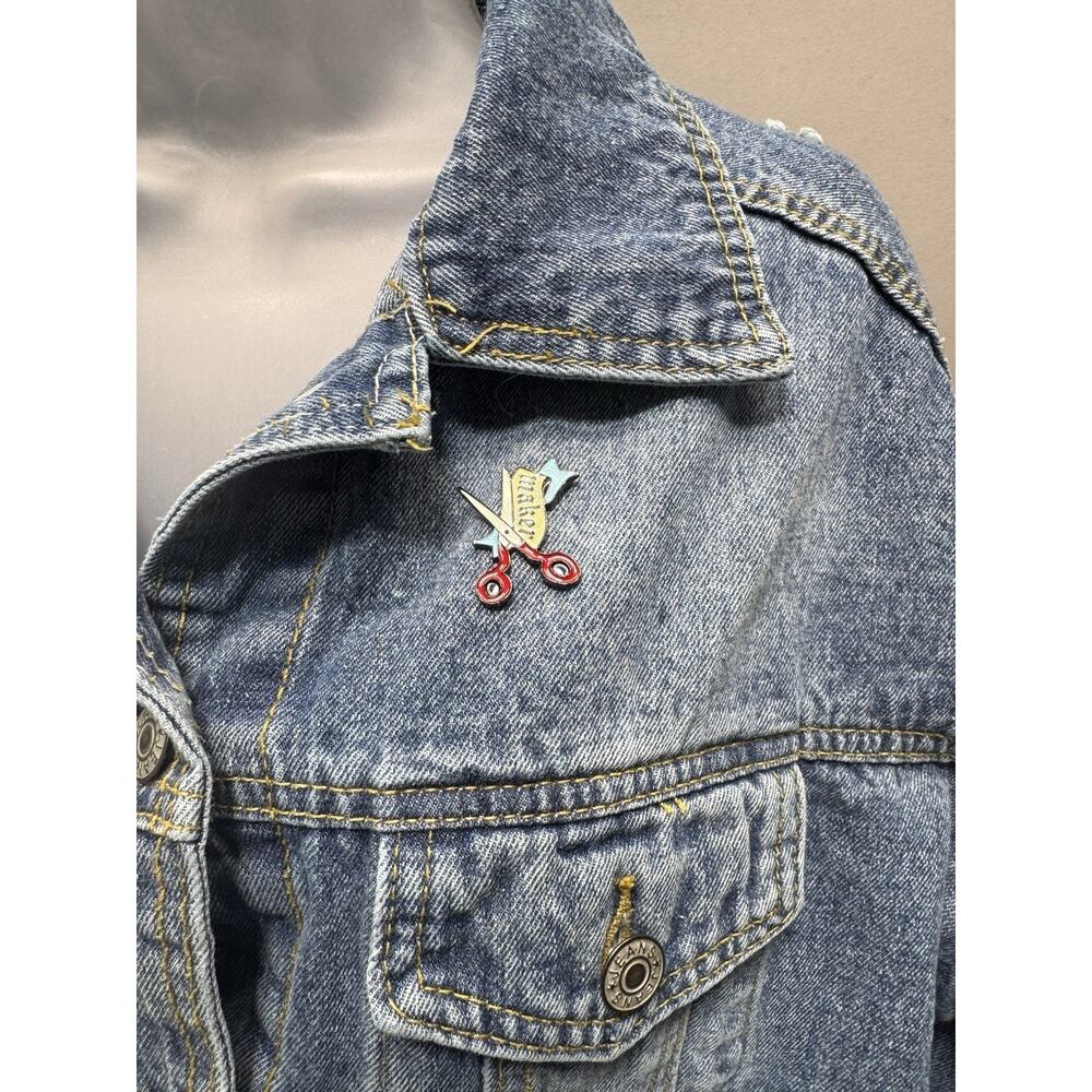 Crane Embroidered Blue Button-up Denim Jacket Destressed Detailing Women’s L - Picture 4 of 8